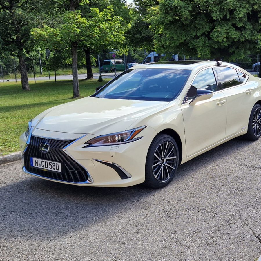 lexus
